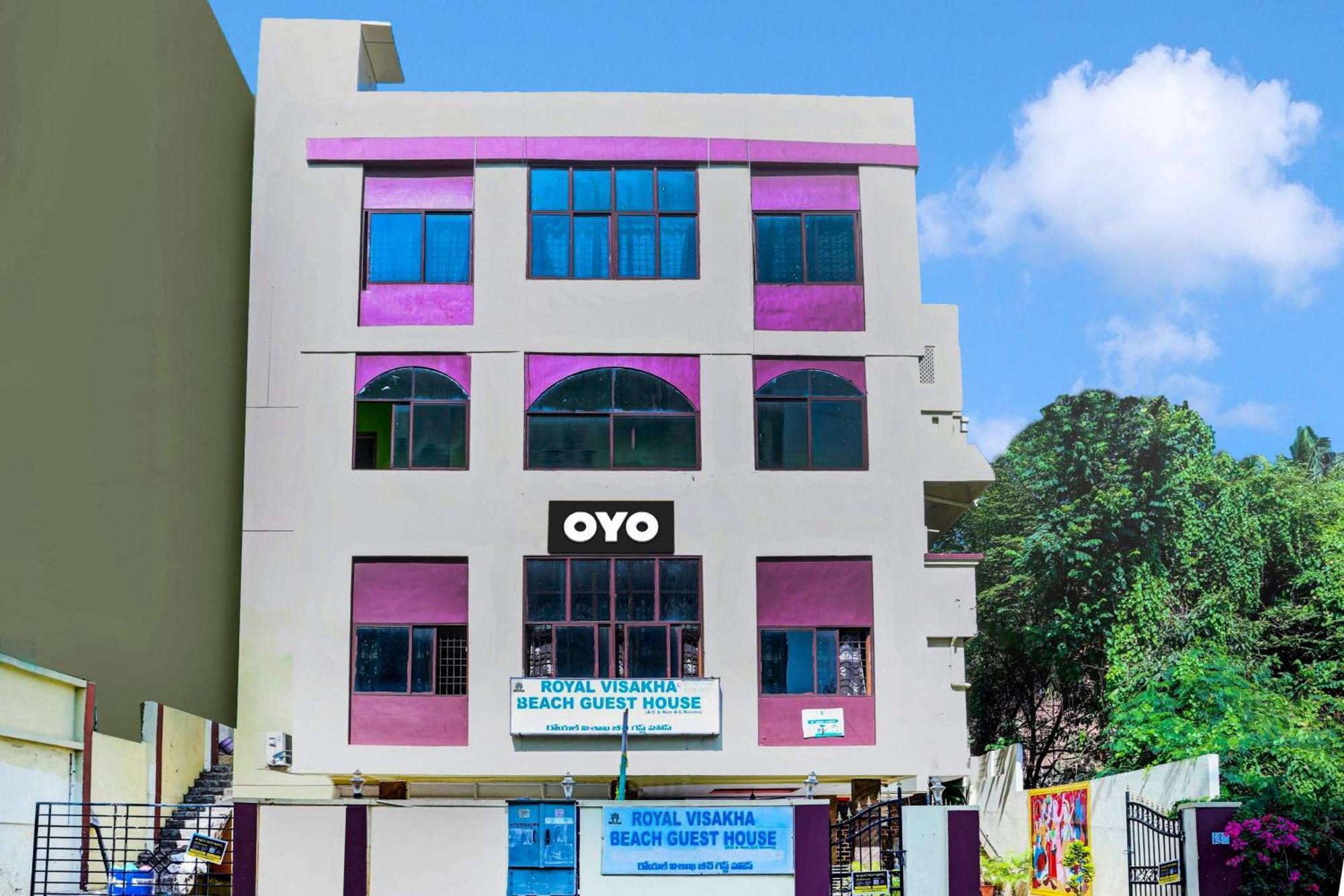 Oyo Royal Visakha Beach Guest House Visakhapatnam Exterior foto